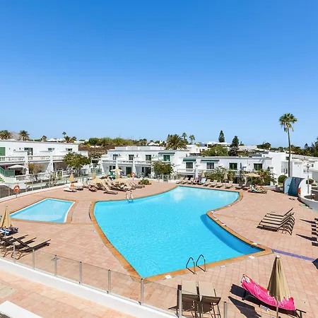 Apartment Home2book Cozy Terrace Pool