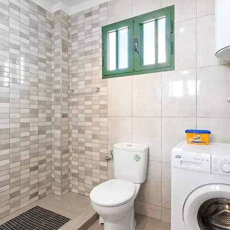 Home2book Cozy Terrace Pool Daire