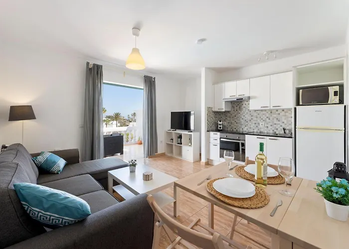 Home2book Cozy Terrace Pool