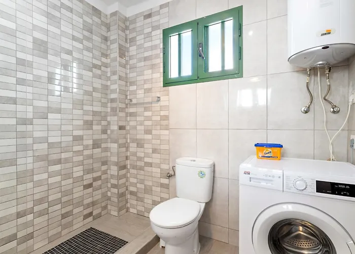 Home2book Cozy Terrace Pool דירה